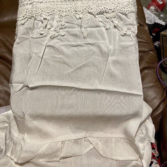 SPAGHETTI STRAP TOP WITH FLORAL DESIGN - Picture 2 of 4